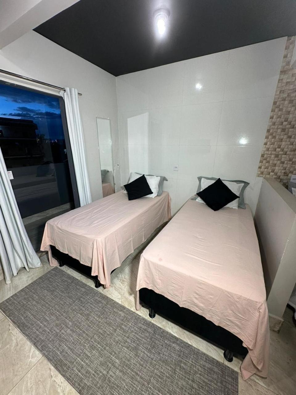 Riacho Hotel Бразилиа Экстерьер фото